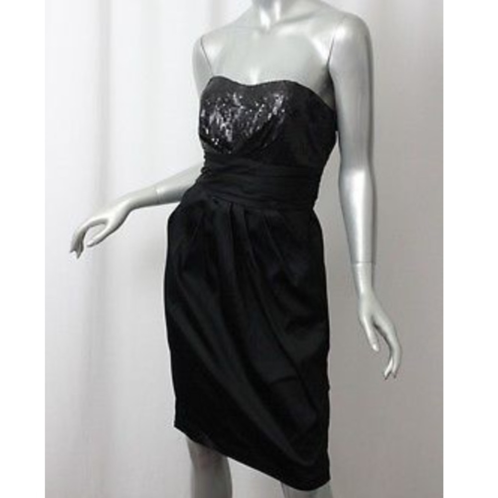 Sleeveless cocktail dress